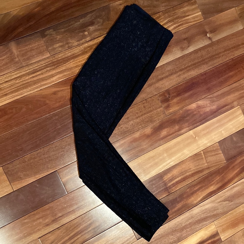Women’s size 4 black straight leg Alfani pants